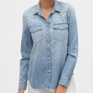 Banana Republic Western Blue Light Wash Denim Button Up Long Sleeve Top Size XS